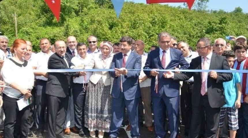 Yapımı Tamamlanan Yeşilova Parkı Hizmete A&ccedil;ıldı