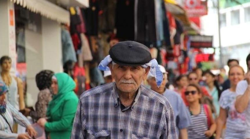 &Ccedil;orum&rsquo;da Termometreler 40 Dereceyi G&ouml;rd&uuml;