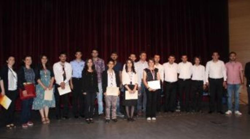 G&uuml;m&uuml;şhane'de T&uuml;rk M&uuml;ziği İl Birinciliği Yarışması D&uuml;zenlendi