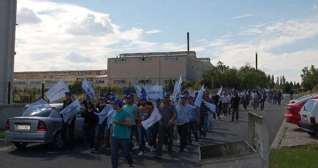 İşverene Düdüklü Protesto