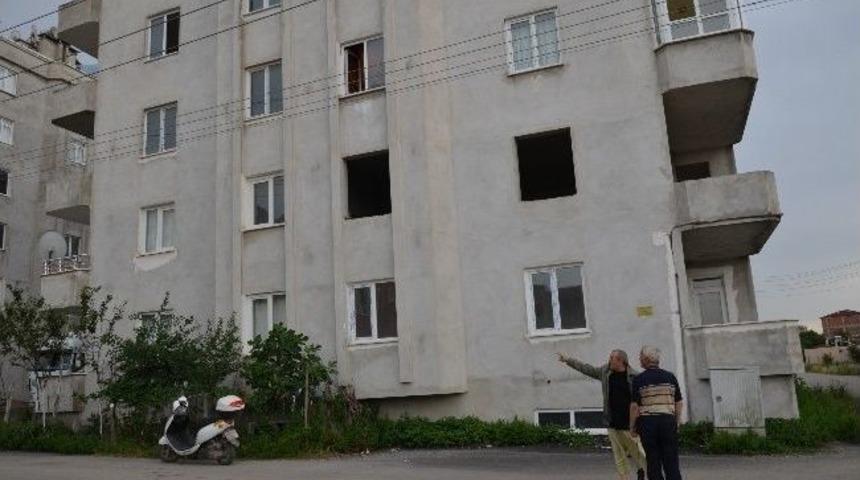 Şemsiye Elektrik Kesintisine Yol A&ccedil;tı