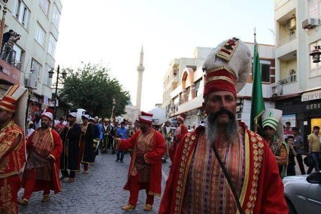 Şanlıurfa’da Ramazan Coşkuyla Karşılandı