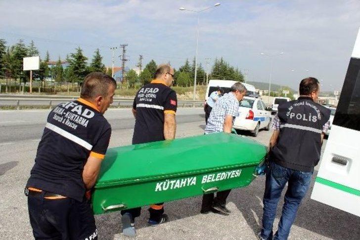 Kütahya'da Trafik Kazası: 1 Ölü, 3 Yaralı G3