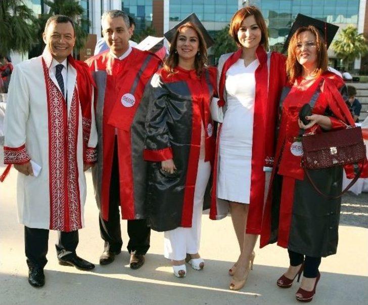 Zoru Başardılar, Ayakta Alkışlandılar G4