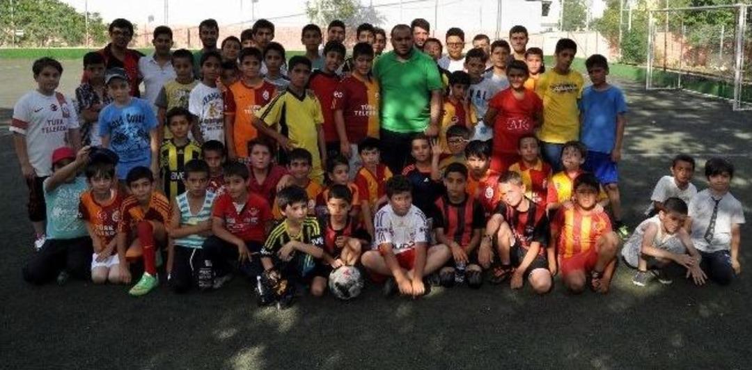 &Ouml;ğrenciler, Turnuvada Stres Attı