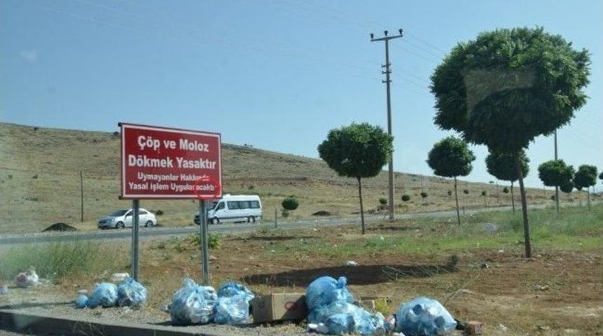 Şehirler Arası Yol Kenarı &Ccedil;&ouml;pl&uuml;k M&uuml;?