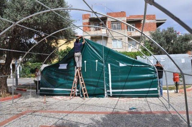 Mendereslilere Çadır Cami Hizmeti