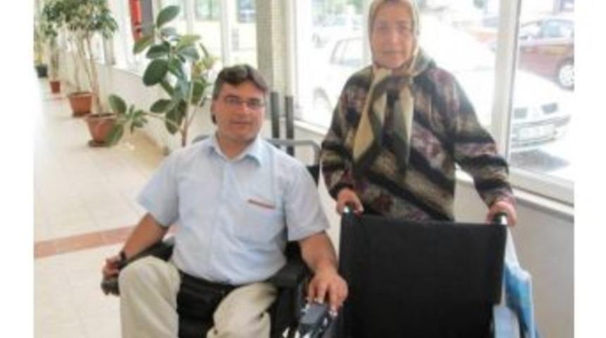S&uuml;leymanpaşa Engelliler Koordinasyon Merkezi&rsquo;nden Bir Tekerlekli Sandalye Daha