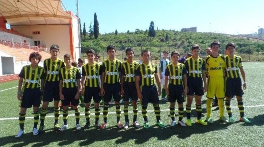 Fenerbah&ccedil;e Cephaneliği Tercih Etti