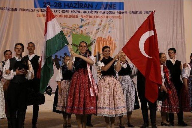 Halk Dansları Festivali’nden Muhteşem Gala