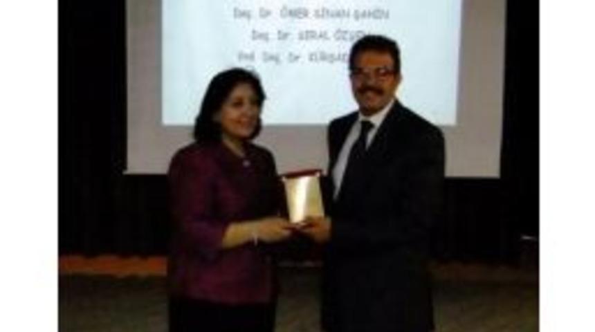 Katil Profes&ouml;rden Boşanan Kadın Dekan: "rabbim Daha B&uuml;y&uuml;k Felaketlerden Herkesi Korusun"