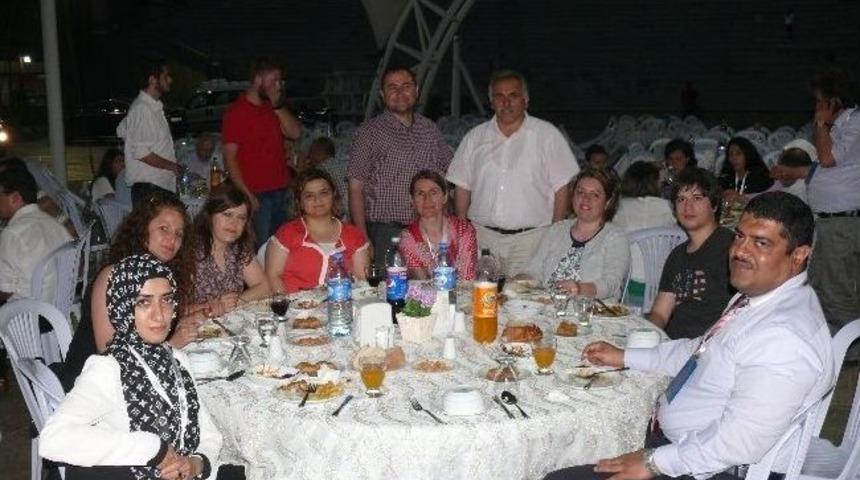 Tarih&ccedil;iler Bayraktepe&rsquo;de