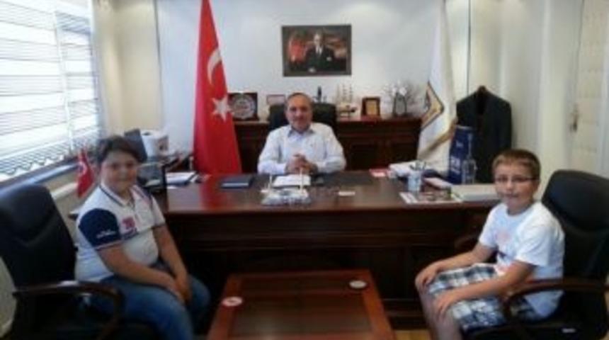 Miniklerden Başkan Uzun&rsquo;a Ziyaret