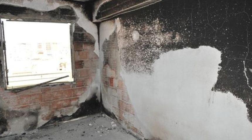 Evi Yanan Aileye Hayırsever Desteği