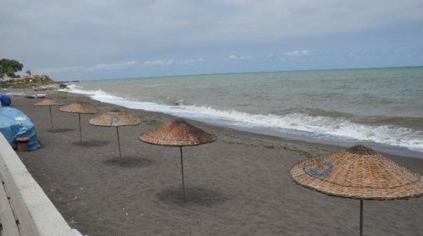 Ramazan'ın İlk G&uuml;n&uuml; Sahiller Boşaldı