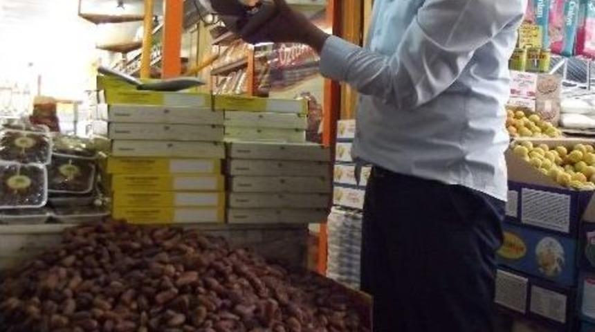 Hurma Vitamin Ve Mineral Deposu