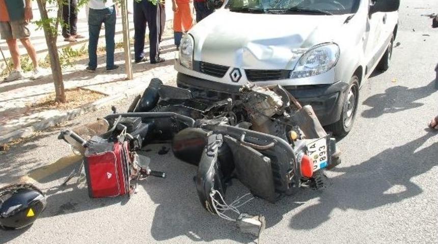 Didim&rsquo;de Motosiklet Kazası: 1 Ağır Yaralı