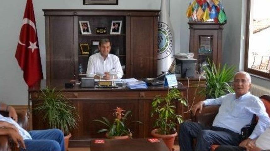 Adı Caddeye Verilen Kaymakamı Fikret Deniz Simav'da