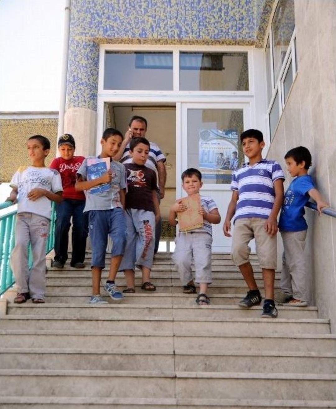 (&ouml;zel Haber) Okuma Yazma &Ouml;ğrenmeden Kur'an-ı Kerim &Ouml;ğrendi