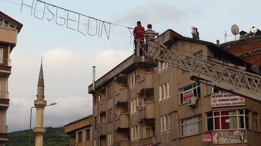 Devrek Sokakları Mahyalarla S&uuml;sleniyor