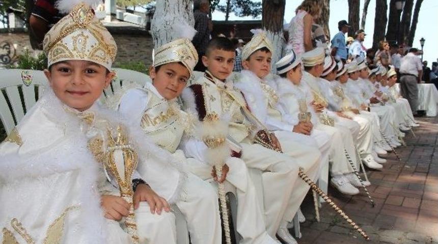 &Uuml;nye&rsquo;de S&uuml;nnet Ş&ouml;leni