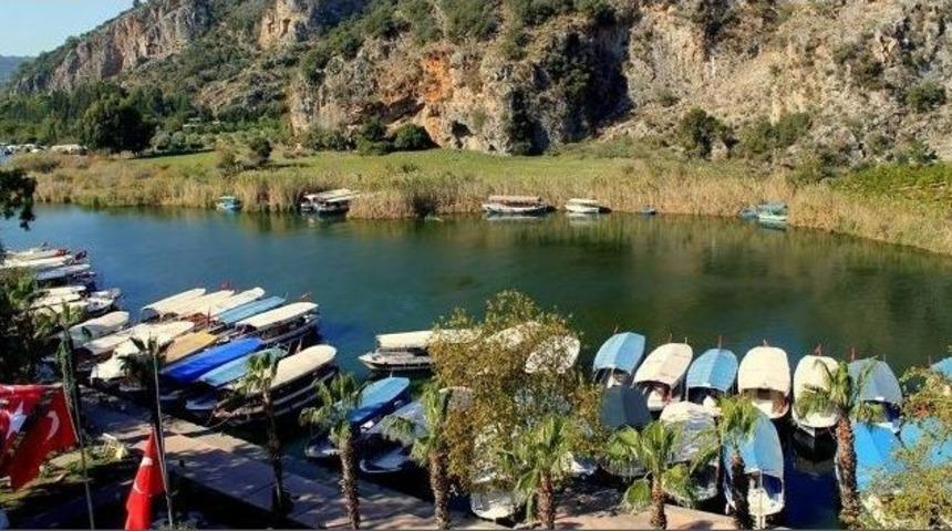 Dalyan'da İskeleler İhaleye &Ccedil;ıkıyor