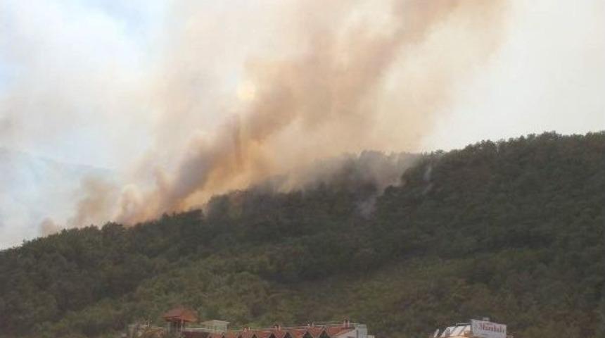 Adrasan&rsquo;da Yangın B&uuml;y&uuml;yor