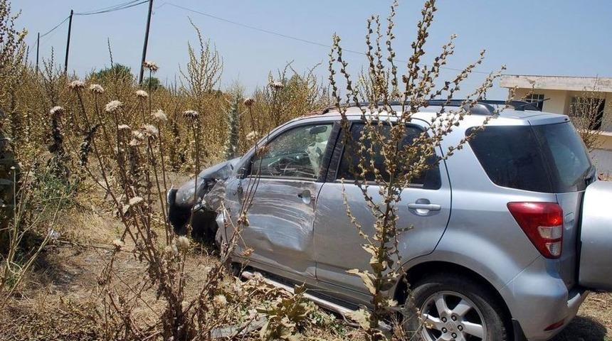 Salihli&rsquo;de Trafik Kazası: 3 Yaralı