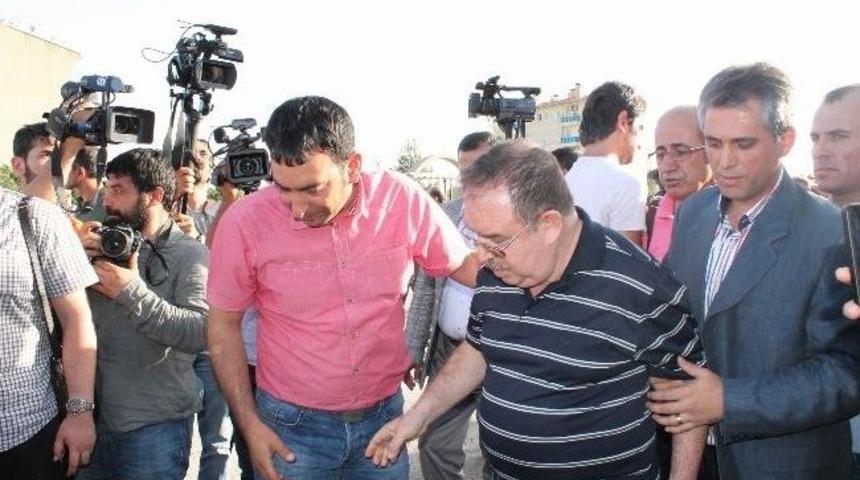 Hatip Dicle Cezaevinden &Ccedil;ıktı