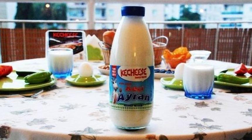 Ke&ccedil;i S&uuml;t&uuml;nden Ayran &Uuml;retti