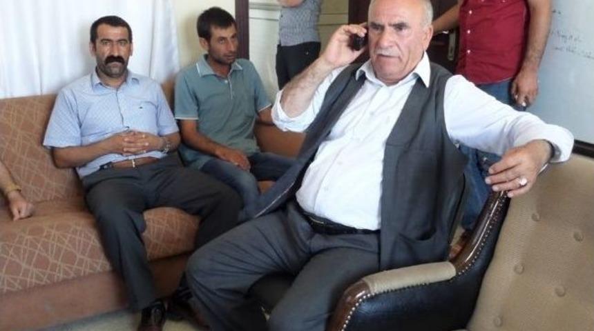 Silopi&rsquo;de Muhtarlar Dedaş Binasını Bastı