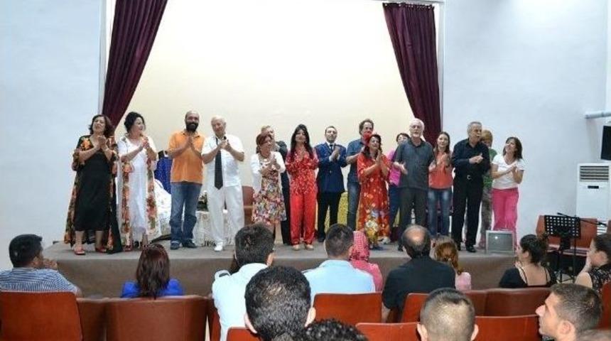 Tiyatro Sahnesi Cezaevine Taşındı