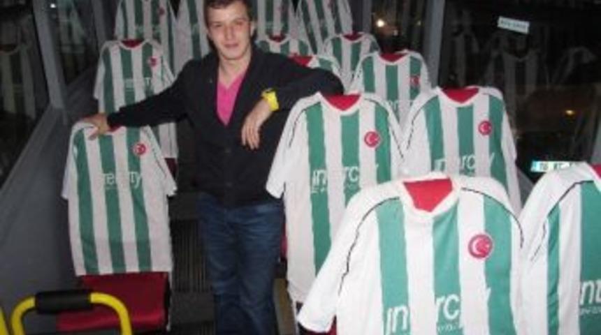 Bursaspor Aşkı Min&uuml;b&uuml;s&uuml; Donattı