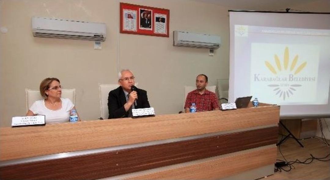 Karabağlar Belediye Başkanı Muhittin Selvitopu: