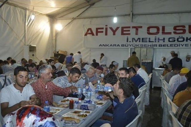 İftar Çadırları Doldu Taştı