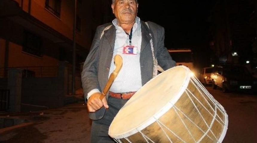 Başkentli Davulcular Mesaiye Devam Ediyor