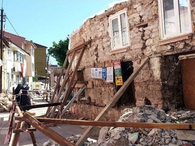 Hatipzade Camii Restore Ediliyor