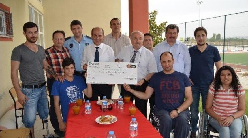 Balıkesir B&uuml;y&uuml;kşehir Belediyspor'a Centilmenlik &Ouml;d&uuml;l&uuml;