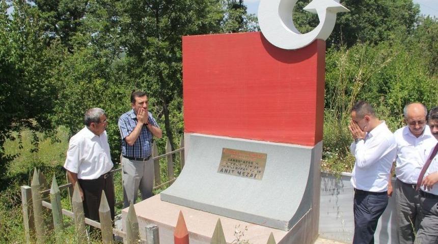 Sarıcaoğlu'dan, Milli M&uuml;cadele Kahramanının Mezarına Ziyaret