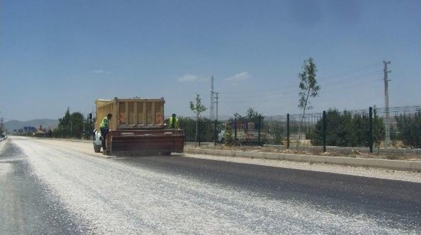 Sıcaktan Eriyen Asfalta &Ccedil;akıllı &Ccedil;&ouml;z&uuml;m