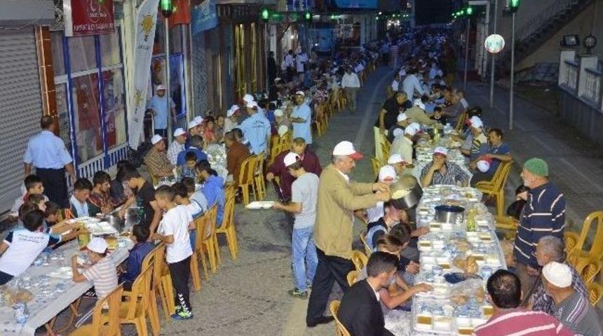 Başkan G&uuml;mr&uuml;k&ccedil;&uuml;oğlu Hayrat&rsquo;ta