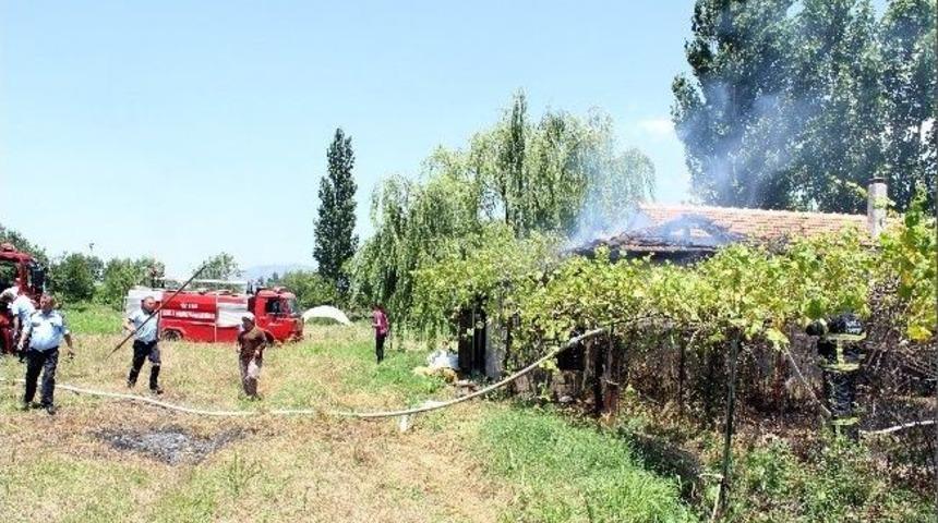 Karabağlar Yaylasında Korkutan Yangın