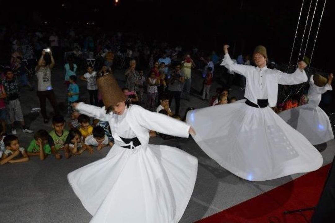 Yunusemre Belediyesi&rsquo;nden 800 Kişiye İftar Yemeği