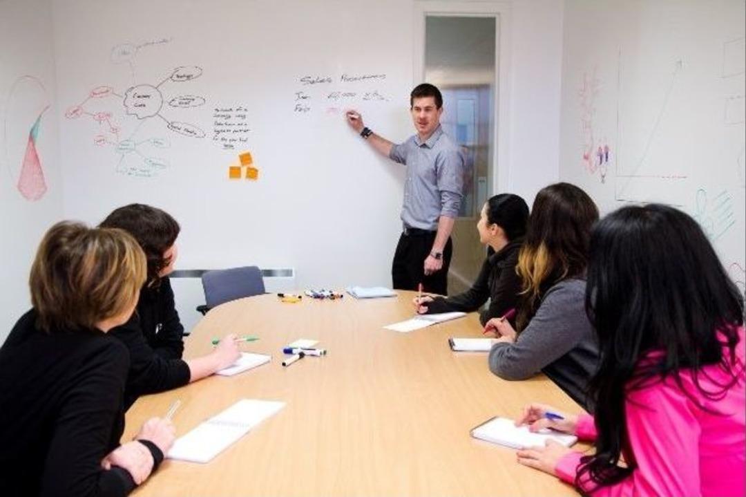 Sihirli Boyalarla Stres Atın