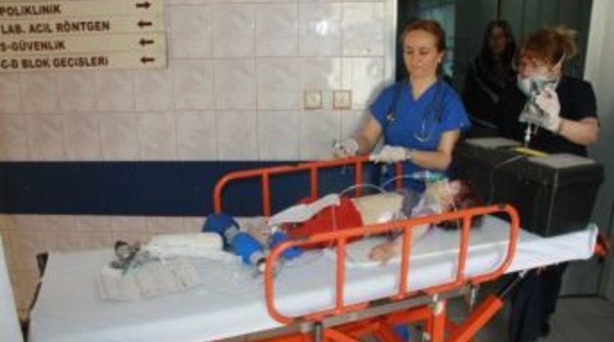 Balkondan D&uuml;şen Minik Esmanur Kurtarılamadı