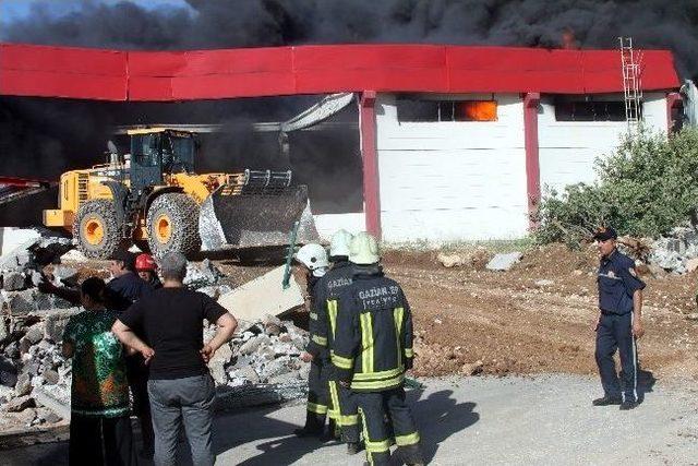 Gaziantep’te Fabrika Yangını