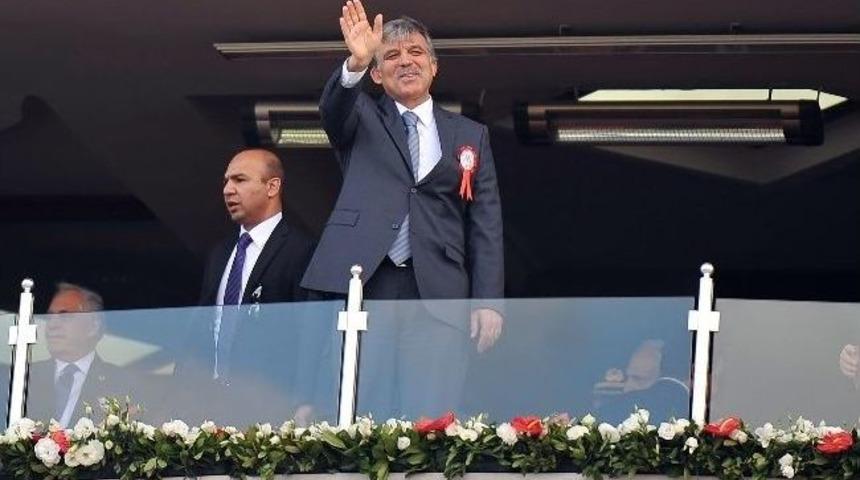 Gazi Koşusu'nda Şampiyon Karataş Oldu