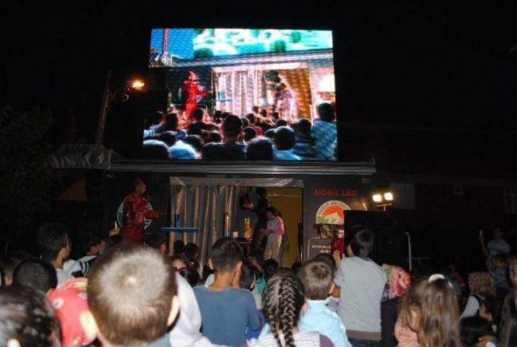 İstanbul'un En Uç Mahallesinde 3 Bin Kişi İftar Heyecanı Yaşadı G1