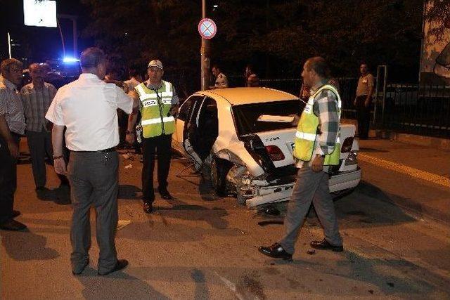 Başkent'te Trafik Kazası: 1 Ölü, 5 Yaralı