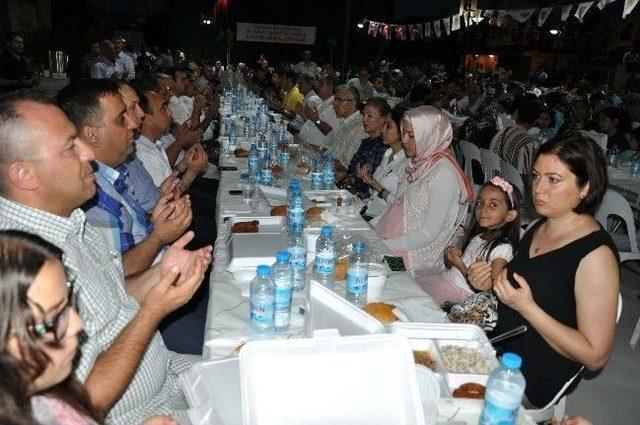 Başkan Can, Vatandaşlarla Birlikte Orucunu Açtı